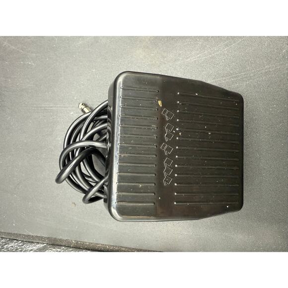 Solong Tattoo Pen Machine Kit EK129A-1-US – Used, Needles Missing - Picture 7 of 8